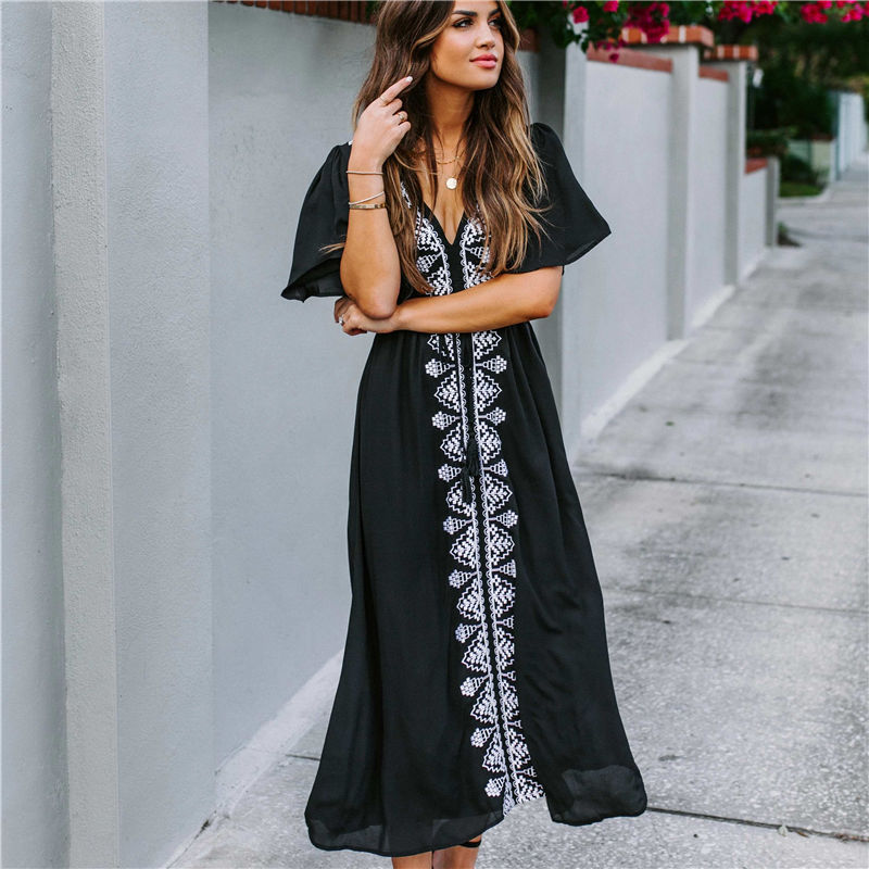 Kesperi –Robe Plage Yasmina Décolleté Plongeant