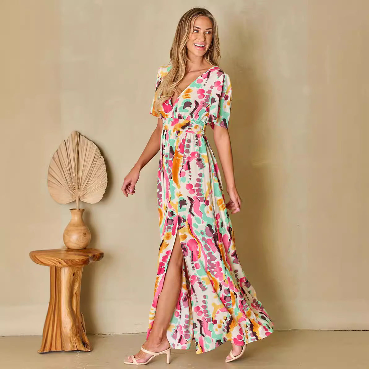 Kesperi –Robe fleurie Manches Courtes