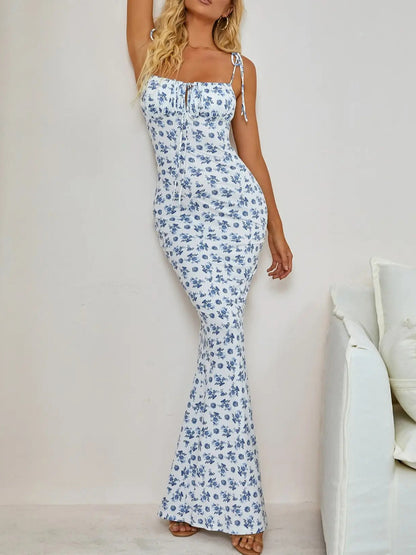 Kesperi –Robe avec Fleurs : Bretelles et Taille Cintrée